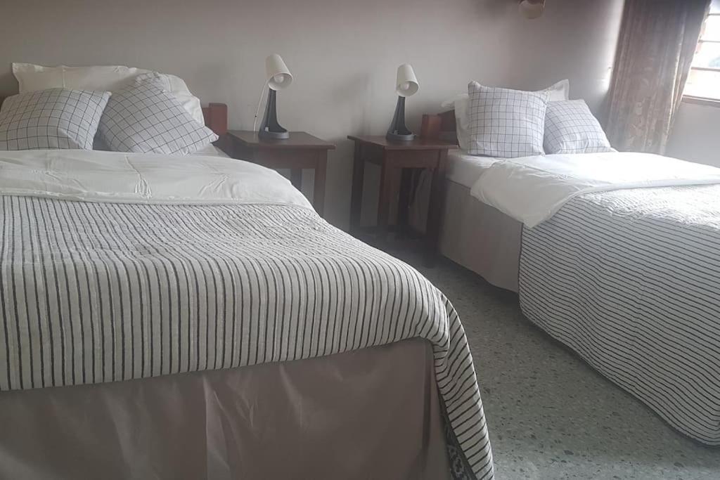 Ibex Hill Apartment- Power Backup Lusaka Buitenkant foto