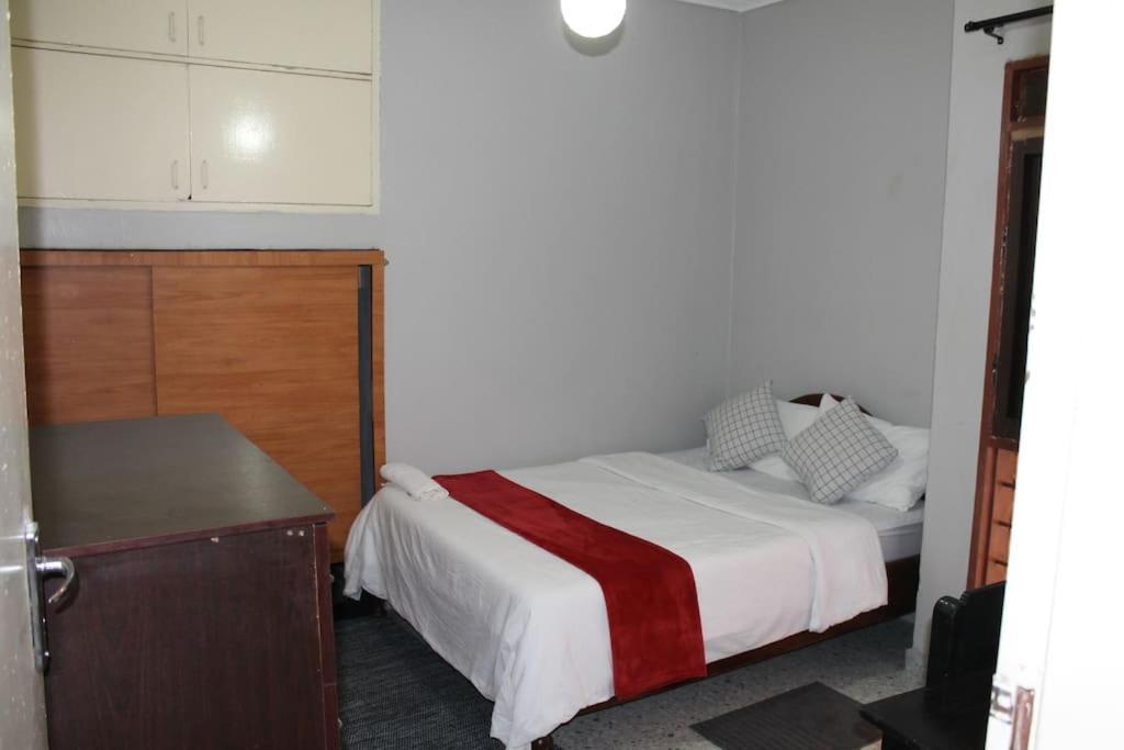 Ibex Hill Apartment- Power Backup Lusaka Buitenkant foto